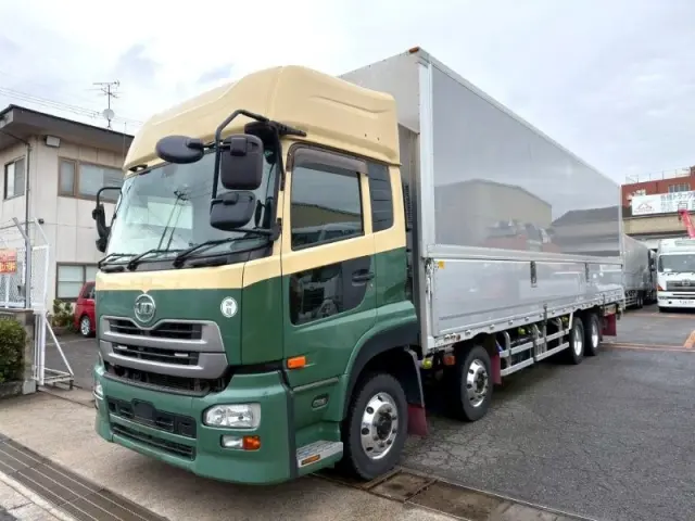 ＵＤ クオン QPG-CG5ZA(8x4)の写真1