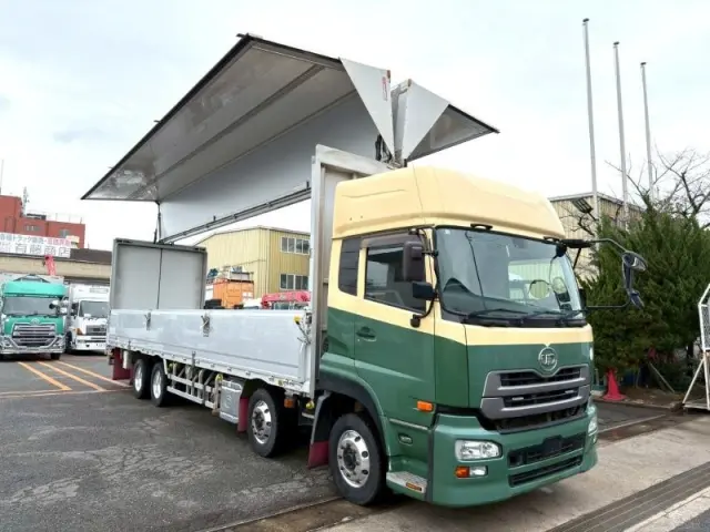 ＵＤ クオン QPG-CG5ZA(8x4)の写真6