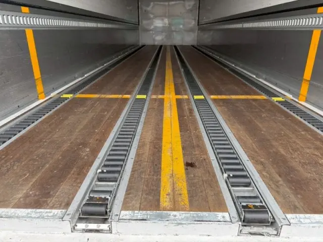 ＵＤ クオン QPG-CG5ZA(8x4)の写真10