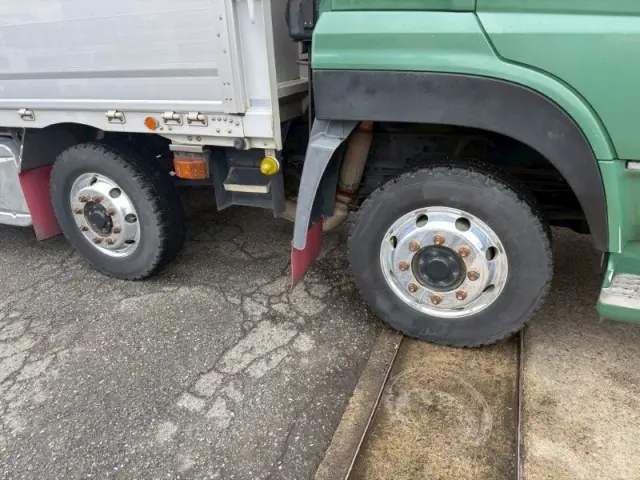 ＵＤ クオン QPG-CG5ZA(8x4)の写真24