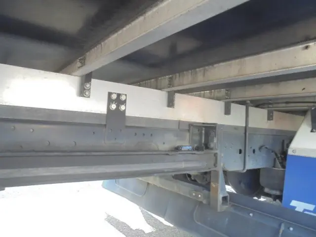 いすゞ フォワード 2PG-FRR90T2の写真15