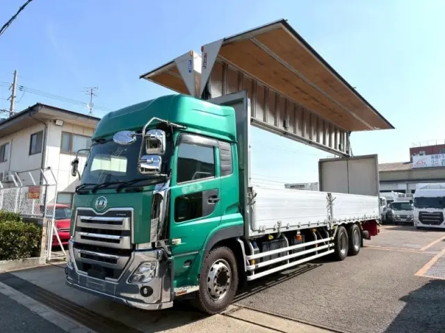 ＵＤ クオン 2PG-CD5CA(6x2)の写真5