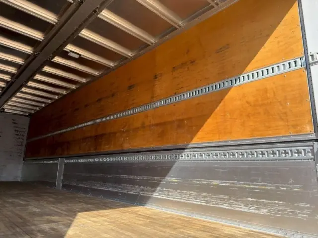 ＵＤ クオン 2PG-CD5CA(6x2)の写真13