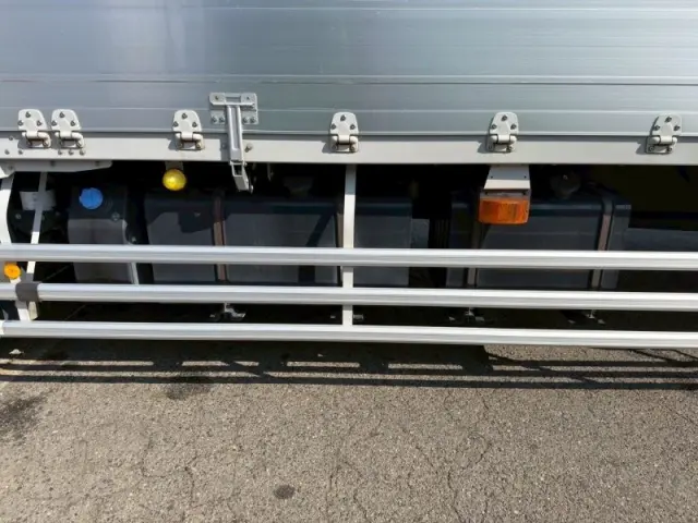 ＵＤ クオン 2PG-CD5CA(6x2)の写真18