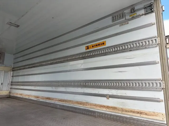 いすゞ フォワード 2PG-FRR90S2の写真10