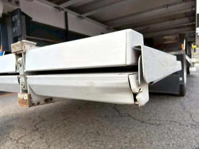 いすゞ フォワード 2PG-FRR90S2の写真21