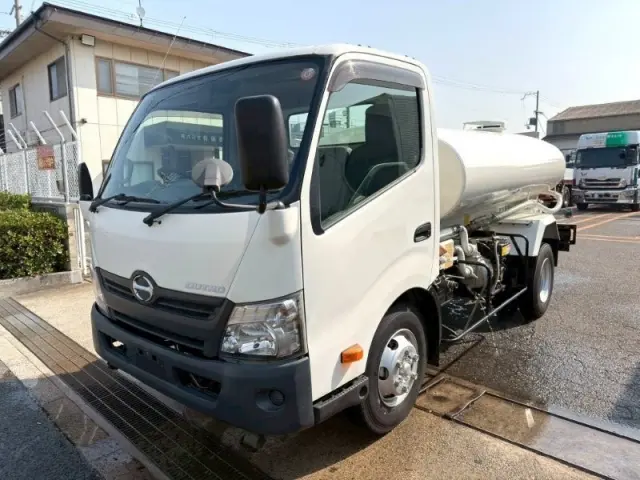 日野 デュトロ TKG-XZU700X(2WD)の写真1