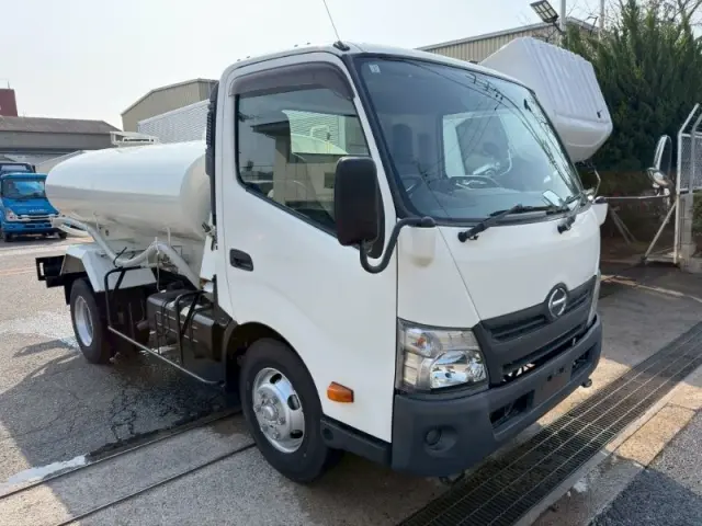 日野 デュトロ TKG-XZU700X(2WD)の写真2