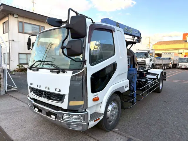 三菱 ファイター QKG-FK62FZの写真1