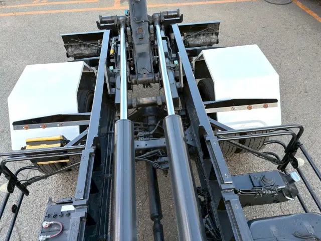 三菱 ファイター QKG-FK62FZの写真10