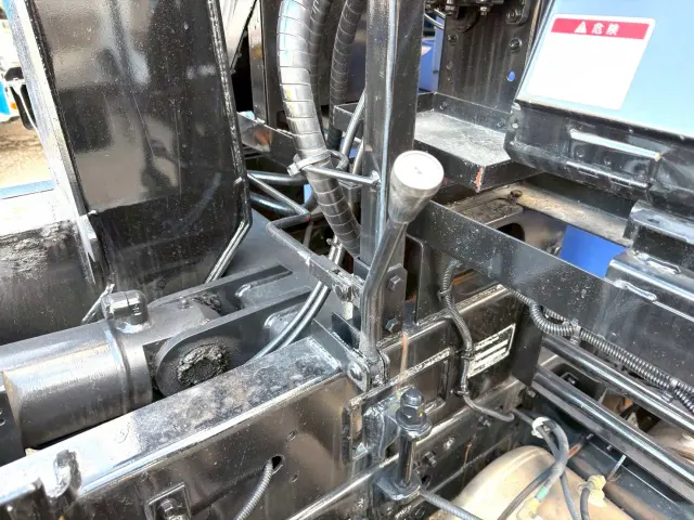 三菱 ファイター QKG-FK62FZの写真17