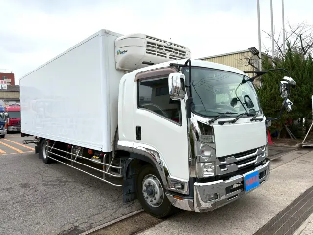 いすゞ フォワード LKG-FTR90T2の写真2