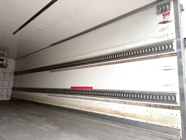 いすゞ フォワード LKG-FTR90T2の写真10