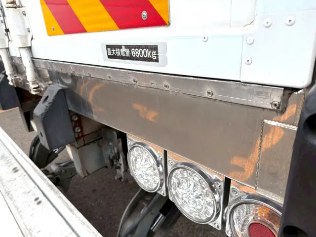 いすゞ フォワード LKG-FTR90T2の写真22