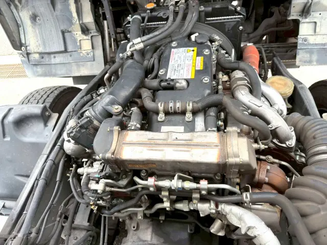 いすゞ フォワード LKG-FTR90T2の写真25