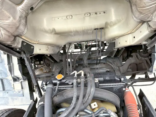 いすゞ フォワード LKG-FTR90T2の写真26