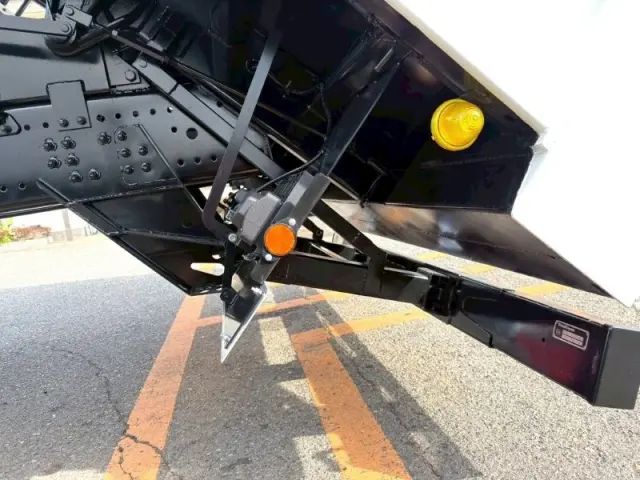 日野 プロフィア 2DG-FS1AHE(6x4)の写真16