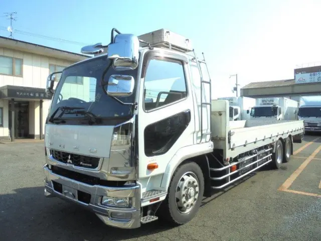 三菱 ファイター 2DG-FQ62F(6x4)の写真1