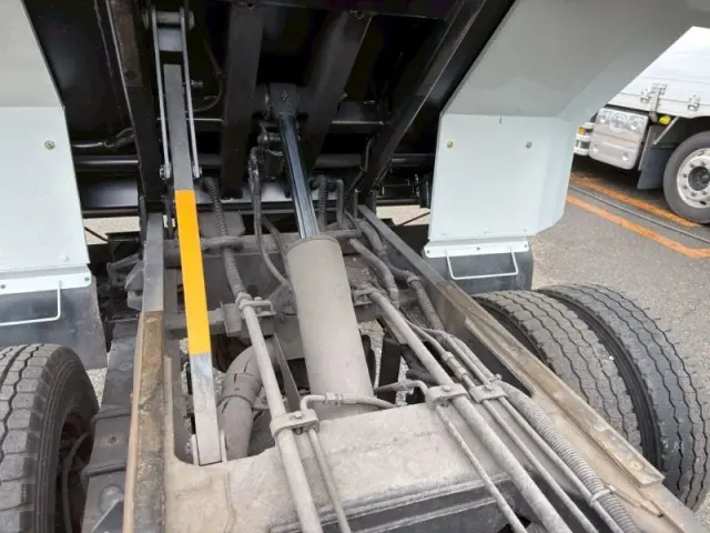 三菱 キャンター 2PG-FEAV0の写真10