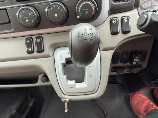 三菱 キャンター 2PG-FEAV0の写真33