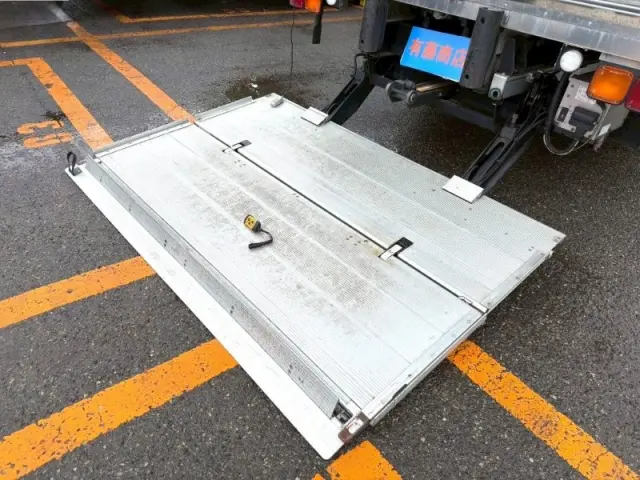 いすゞ フォワード 2PG-FSR90T2の写真6