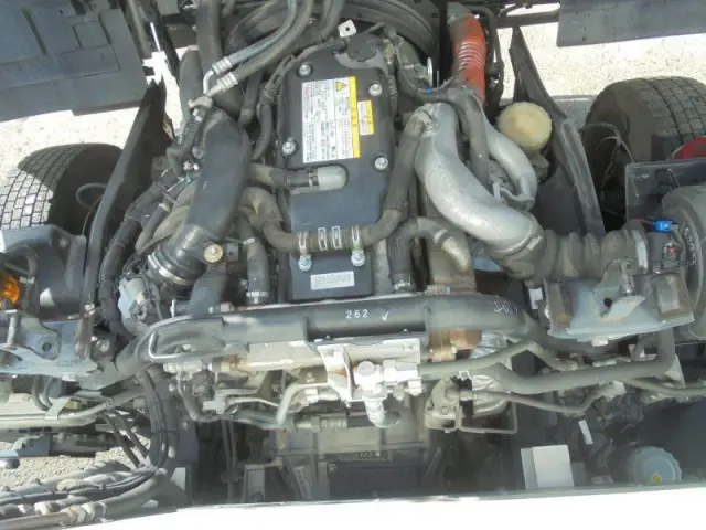 いすゞ フォワード 2PG-FRR90T2(2WD)の写真23