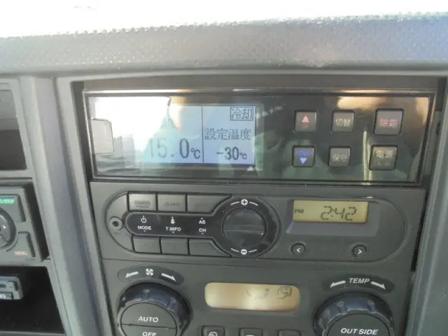 いすゞ フォワード 2PG-FRR90T2(2WD)の写真26