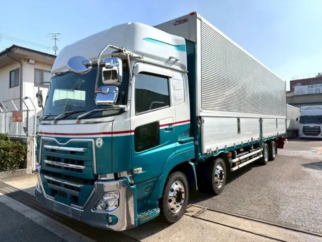 ＵＤ クオン 2PG-CG5CA(8x4)の写真1