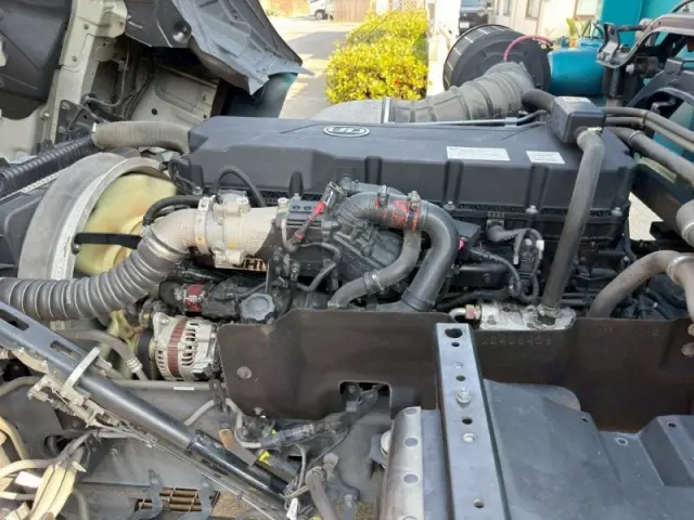 ＵＤ クオン 2PG-CG5CA(8x4)の写真24