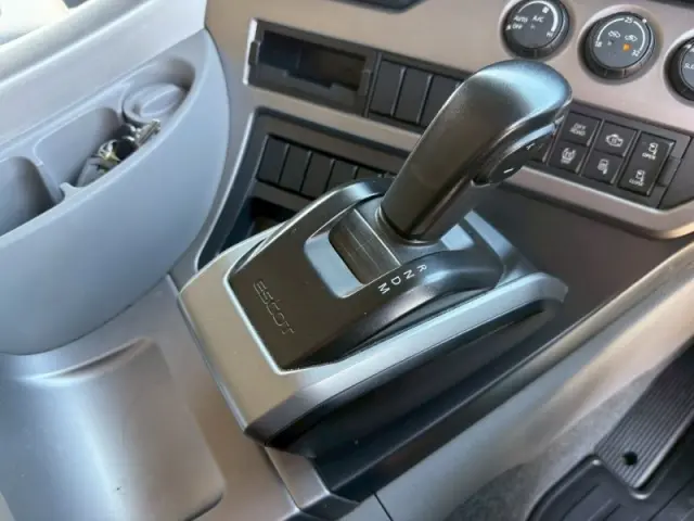 ＵＤ クオン 2PG-CG5CA(8x4)の写真30