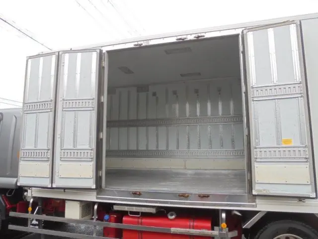 いすゞ フォワード 2PG-FTR90V2の写真9