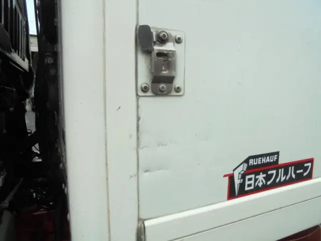 いすゞ フォワード 2PG-FTR90V2の写真19