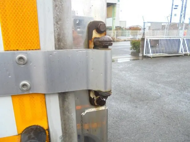 いすゞ フォワード 2PG-FTR90V2の写真23