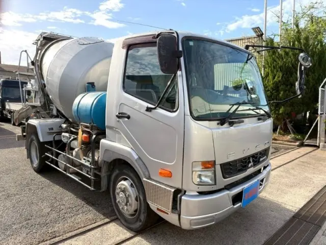 三菱 ファイター QKG-FK72FZの写真2