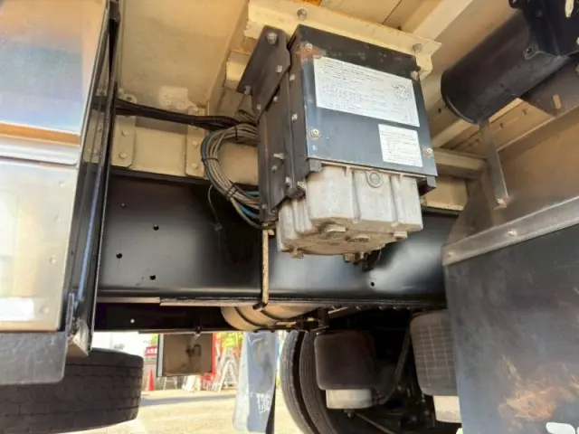 日野 プロフィア QPG-FR1EXEGの写真17