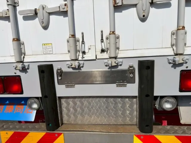 日野 プロフィア QPG-FR1EXEGの写真21