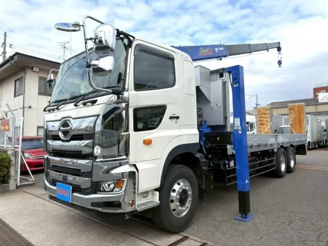 日野 プロフィア 2DG-FS1AHEの写真5