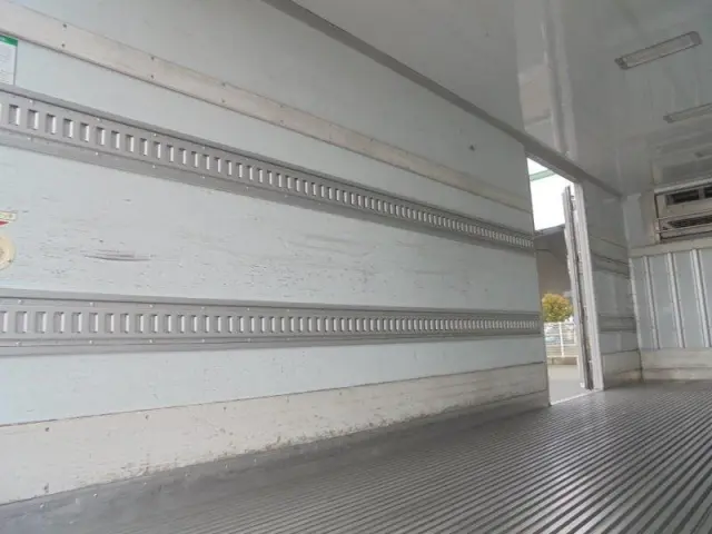 いすゞ フォワード TKG-FRR90S2の写真7