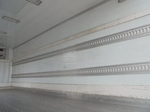 いすゞ フォワード TKG-FRR90S2の写真8