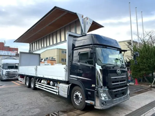 UD クオン 2PG-CD5CA(6x2)の写真6