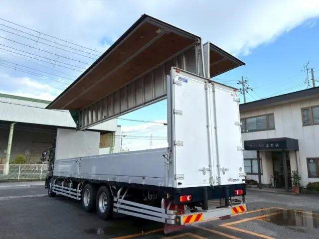 UD クオン 2PG-CD5CA(6x2)の写真8