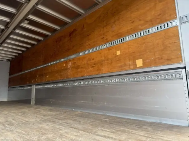 UD クオン 2PG-CD5CA(6x2)の写真13