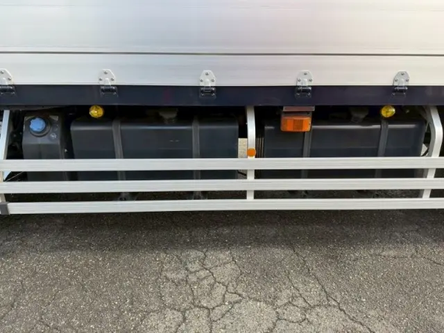 UD クオン 2PG-CD5CA(6x2)の写真19