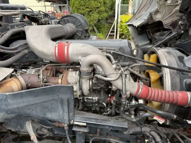ＵＤ クオン QKG-CW5ZL(6x4)の写真22