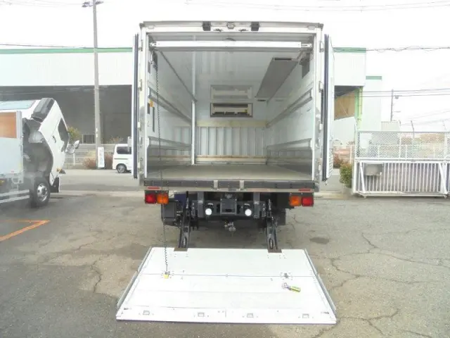 いすゞ フォワード 2PG-FRR90T2の写真7