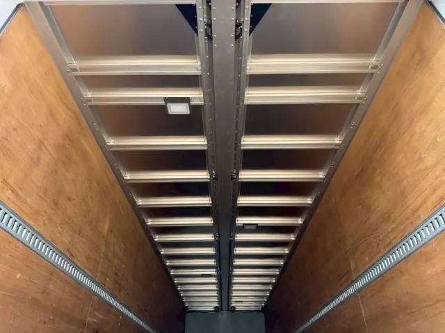 UD クオン 2PG-CG5CA(8x4)の写真11