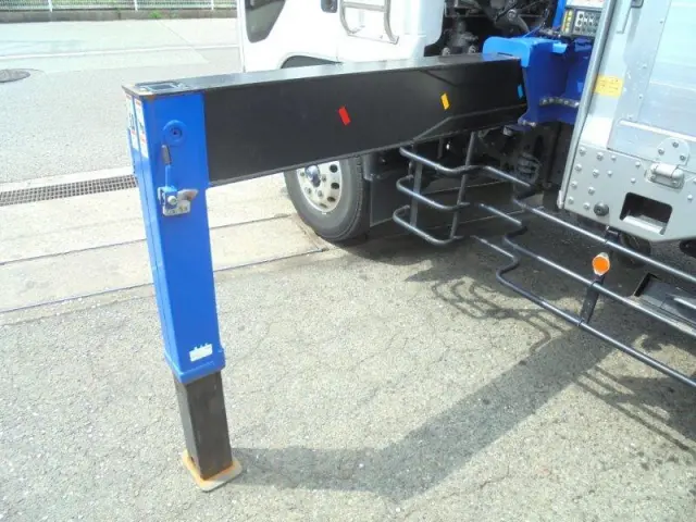 いすゞ フォワード 2RG-FSR90T2の写真7