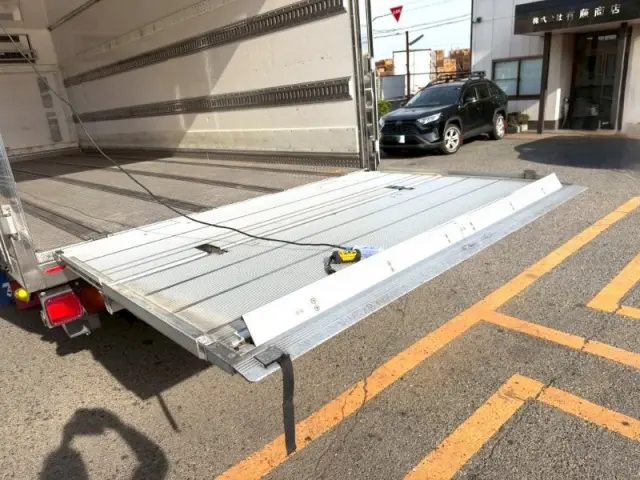 いすゞ フォワード 2RG-FSR90T2の写真5