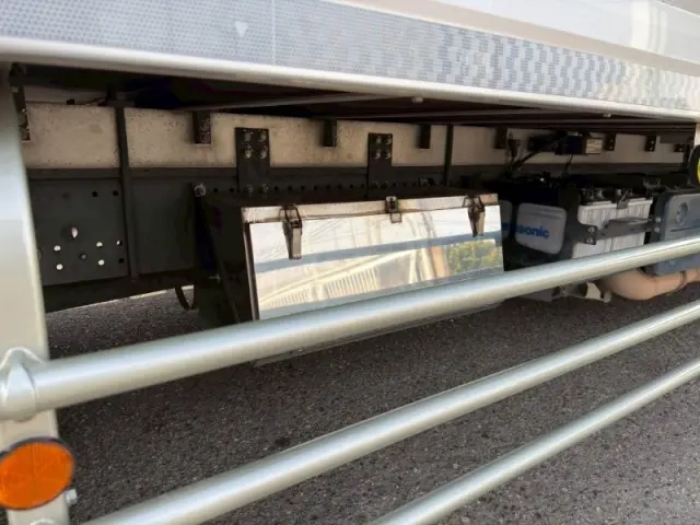 いすゞ フォワード 2RG-FSR90T2の写真15