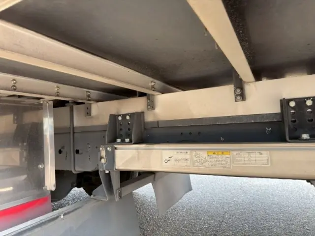 いすゞ フォワード 2PG-FRR90T2の写真15